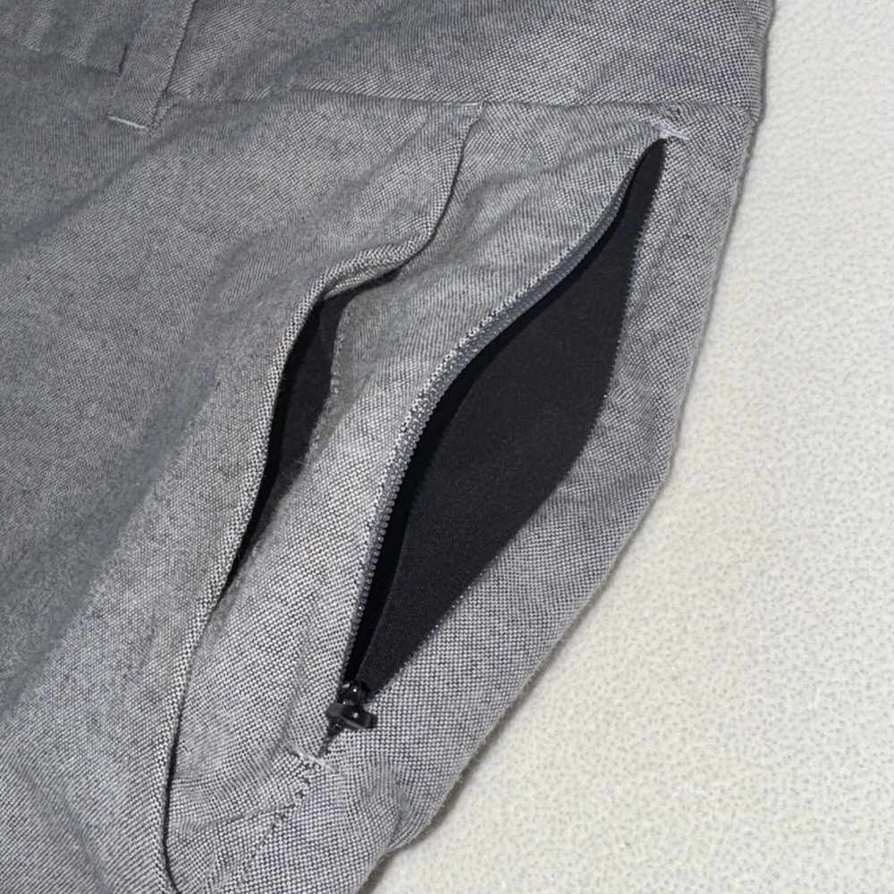 Lululemon Shorts Commission Relaxed Light Gray Quick Oxford 11" Sz 34 Golf - Picture 8 of 11